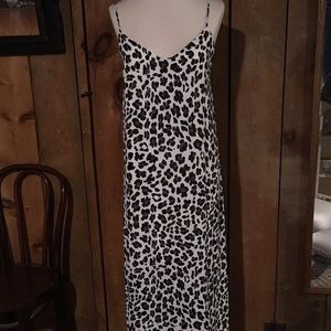 Leopard print maxi with slit